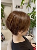 メテオショートボブ