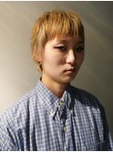ショートヘア/ブロンドカラー