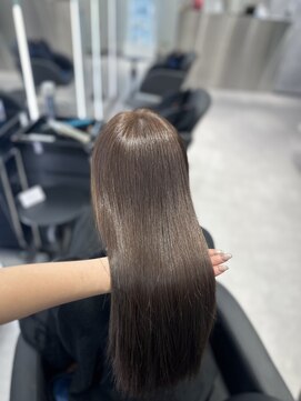 アルドーレフィエロ シンサイバシ(Ardore fiero shinsaibashi) 縮毛矯正×マロンブラウン