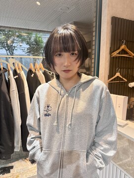 ノエ(Noe) ウルフショートウルフボブレイヤーインナーホワイトシルバー
