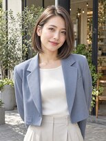 ラナ(LaNA)&nbsp;柔らかな丸みと耳かけの艶ブラウンボブ