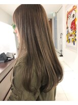 インビテーション(invitation)&nbsp;【invitation】愛されプラチナベージュストレート