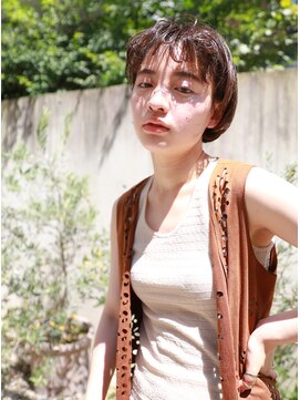 ラボ(Ravo) [Ravo]前髪パーマのショートスタイル