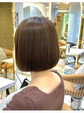 ロンドプランタン 恵比寿(Lond Printemps) 【lond printemps水野】首元すっきり前下がりぱつっとボブ