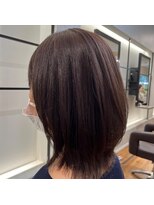 フラワーズビィーオーディー(FLOWERS BOD)&nbsp;脱（白髪染め）丸みとクビレのメリハリスタイル