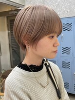 サンク 原宿 表参道(cinq)&nbsp;ミルクティーベージュハイトーンケアブリーチカラーダブルカラー