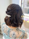 結婚式 二次会 お呼ばれ ハーフアップ×ビジューピン