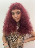 ワインレッド×カーリーヘアチェリーブラウンミディアムレイヤー