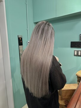 スリー(three) shadow roots