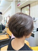 くせ毛を活かす大人ショート