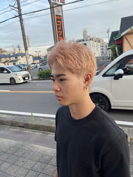 段 ピンクスパイキーショート