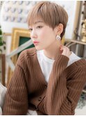 小顔マッシュショート外国人風インナーカラーh4川口20代30代40代