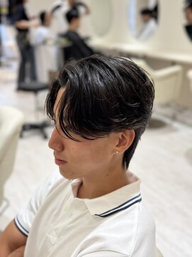 バース 梅田中崎町店(BIRTH) ニュアンスパーマセンターパートフェザーパーマ大阪パーマ