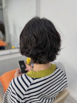 プラグ(Plug) ショートボブトリートメントパーマケアパーマ似合わせカット多毛