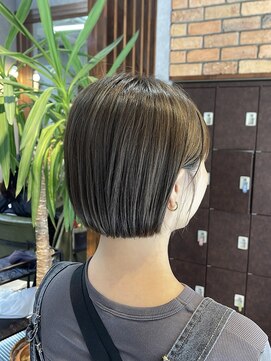 タオ(tao) オリーブカラー×ミニボブ