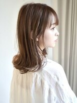 シロ(siro)&nbsp;大人かわいい/フェザーバング/くびれ外ハネ/ミディ