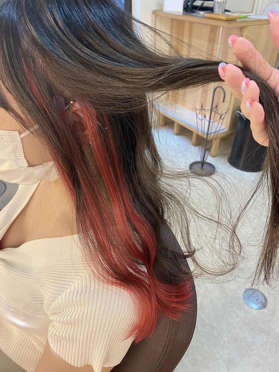 赤インナーカラー♪シールエクステ☆:L089894977|ヘアメイク 赤インナーカラー♪シールエクステ☆:L089894977|ヘアメイク