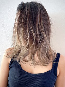 アイティー バイ アルバム 中野店(IT by ALBUM) ブロンドアッシュバレイヤージュ_クールショート_ba309352