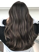 サイン 表参道(SIGN)&nbsp;レイヤーカットイヤリングカラーインナーカラーケアブリーチ