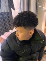 エルハウス(L house...) 【スキンフェード】スペインカールStyle