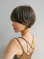 ベンジー 薬院大通店(benji)&nbsp;首が綺麗に見えるオトナショート