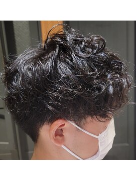 レヴィ(Levie) ウェーブパーマ