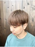 ブリーチカラー　ベージュ　マッシュ