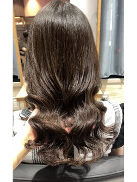 リーオオサカ(Lee Osaka) 【モモカ】透明感☆コテ巻き風パーマ