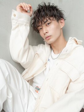 イオ 本厚木(io) マッシュショート波巻きスパイラルパーマハイライト