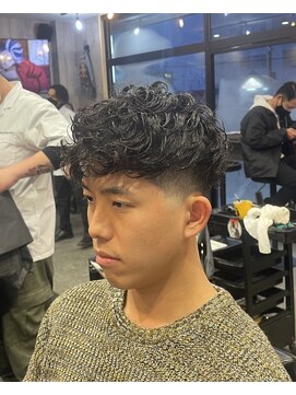 バーバー ショップ ネオ(BARBER SHOP NEO) スペインカール　スパイラル　ツイストスパイラル