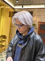 メンズホワイトカラー