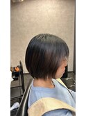 ショートボブ