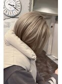 ホワイトベージュケアブリーチ２回10代20代