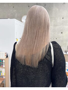 ウェーリング(Welring) ホワイトベージュ　デザインカラー　フェイスフレーミング