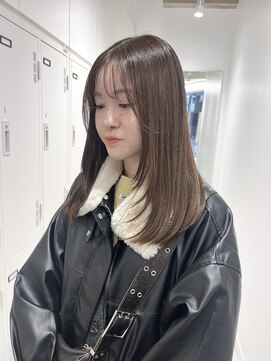 ブラウン(Brown) レイヤーカット×オリーブカラー