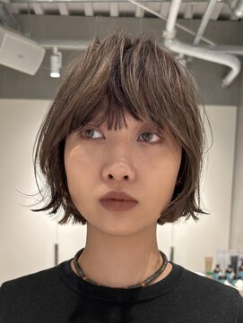 テクネ 天神大名(techne) 天神大名顔周りレイヤーカットミディアムボブタッセルボブパーマ