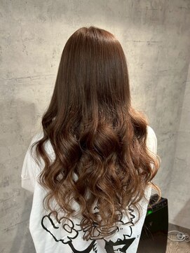 アフィナー(Afinar) 【横浜/横浜駅】お出かけ巻き髪スタイル