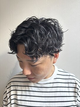 グラフ 立川(Graph.) センターパート無造作ニュアンスシャドウパーマメンズ