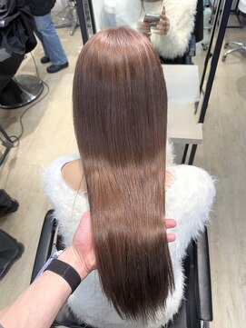 ソル オモテサンドウ 表参道 青山(SOL . OMOTESANDO) ブリーチ1回ほんのりピンクベージュ　stylist聖斗