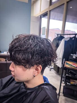 イコール(equal) シャドウパーマ×マッシュ