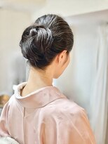 ジョワメイクスタジオ(JOIE make studio) きれいめアップ