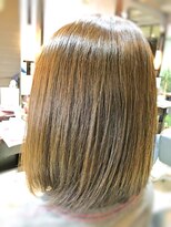 キャン 温品店(CAN)&nbsp;【CAN】前下がりショート×ハイライト×カーキアッシュ