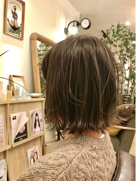 ベルズ スタンダードヘアデザイン(BELLZ standard hair design) きりっぱなしボブ♪