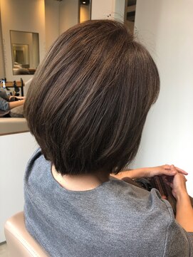 カノア(CANNOA.) 明るめグレイカラー