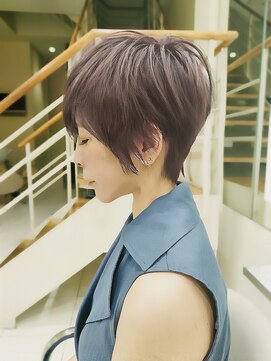 ベリーショートウルフカット L ビサージジェニュイン Visage Genuine のヘアカタログ ホットペッパービューティー