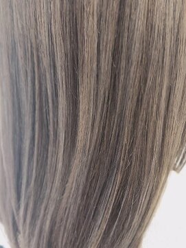 ロカ バイ ティアトロ ヘア サロン(ROCA by teatro hair salon) ROCA  by teatro hair salon　【ロカ】