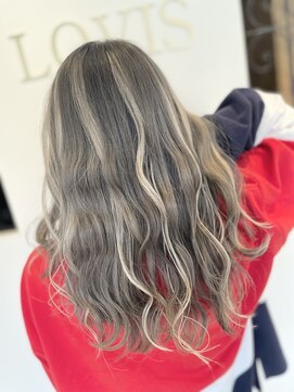 ラビスモア(Lovis moa) 魅力倍増カール/セミディ/シアーカラー/ダークアッシュ/姫カット