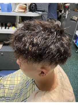 センス 大井町店 ツイスト&スパイラル&フェードカット サイド2