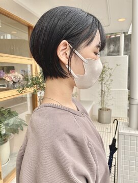 モカヘアー(mocha hair) ショートボブ/大人ショート/フェミニン/耳掛け/20代/30代/40代