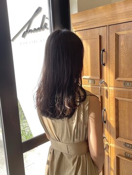 ラエディ(Laedi) 大人×パーマロング(デジタルパーマ可)